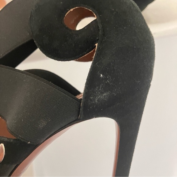 Black Alaia Paris Heels - Picture 14 of 14